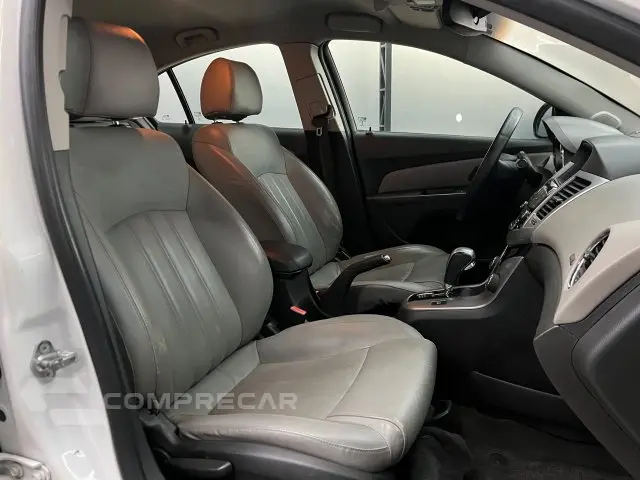 CRUZE HATCH - 1.8 LTZ SPORT6 16V 4P AUTOMÁTICO