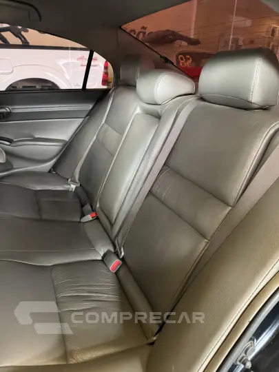 CIVIC 1.8 LXL 16V