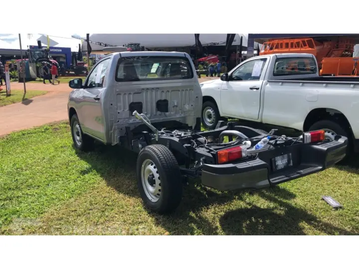 HILUX 2.8 D-4D TURBO DIESEL CHASSI 4X4 AUTOMÁTICO