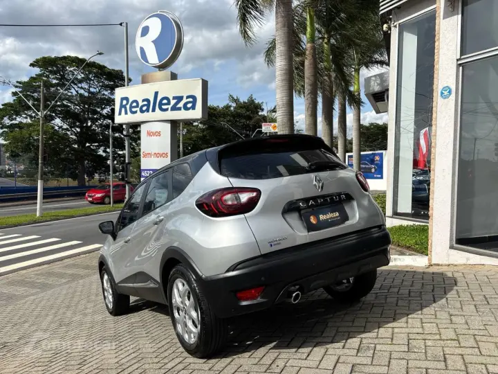CAPTUR Life 1.6 16V Flex 5p Aut.