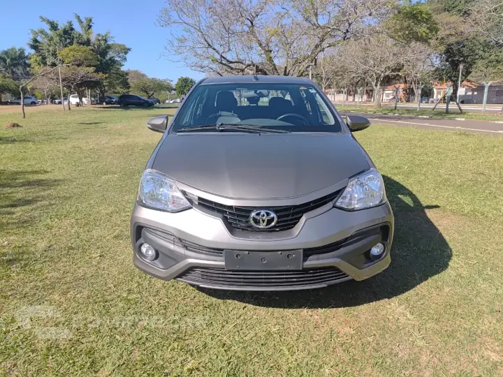ETIOS 1.5 XLS Sedan 16V