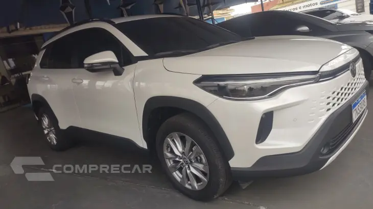 TOYOTA CROSS  XR