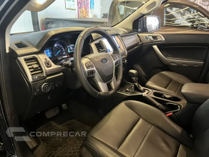 Ranger 3.2 20V CABINE DUPLA 4X4 LIMITED TURBO DIESEL AUTOMÁT