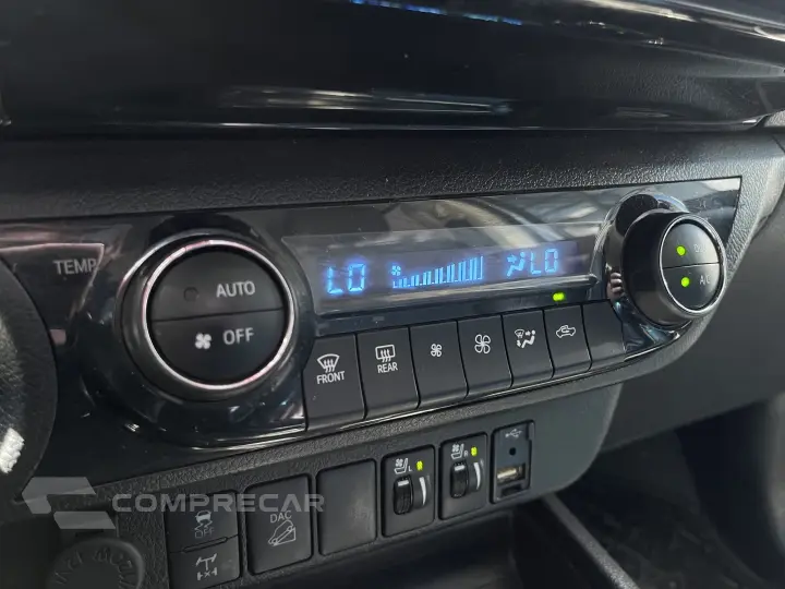 HILUX 2.8 D-4D TURBO DIESEL CD SRX 4X4 AUTOMÁTICO