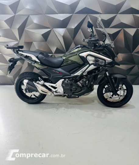 nc 750x