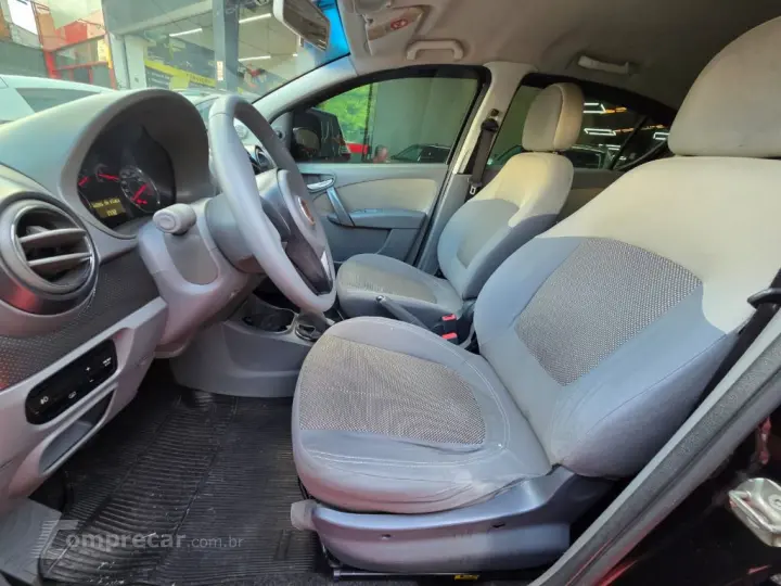 Palio ESSENCE 1.6 Flex 16V 5p