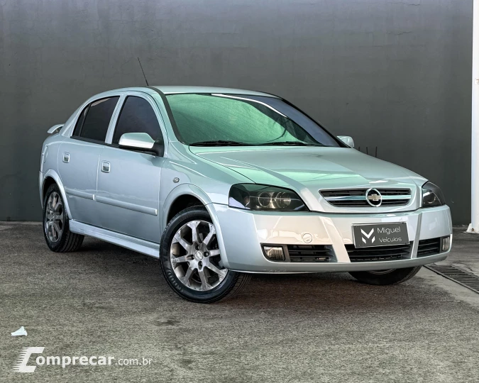 ASTRA 2.0 MPFI Advantage 8V
