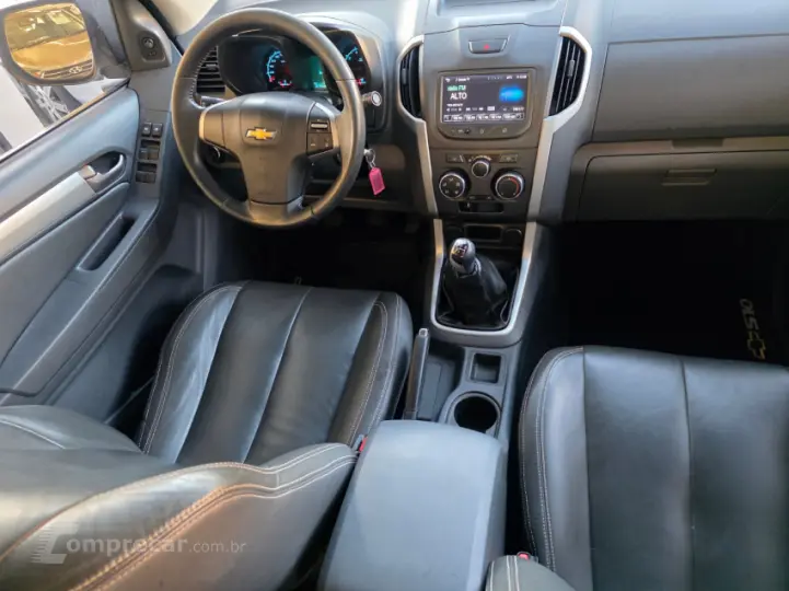 S10 2.4 MPFI Advantage 4X2 CD 8V