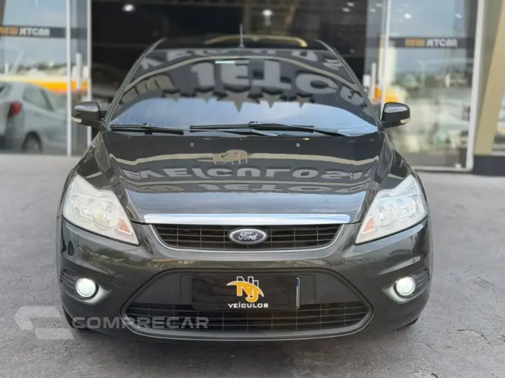 Focus Sedan 2.0 16V/2.0 16V Flex 4p