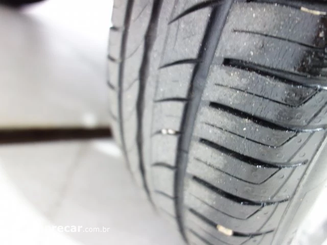 UP - 1.0 TSI HIGH UP 12V 4P MANUAL