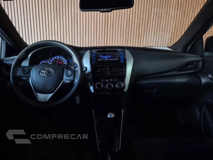 YARIS 1.3 16V FLEX XL MANUAL