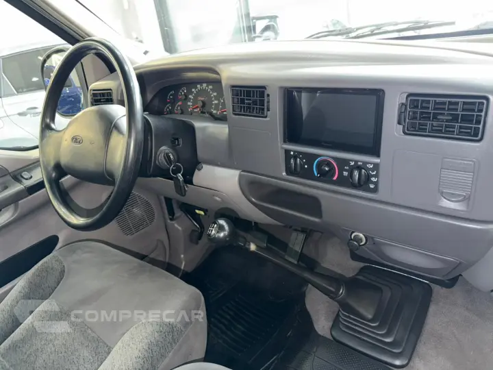 F250 XLT 4.2 6C