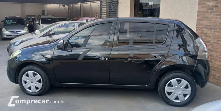SANDERO