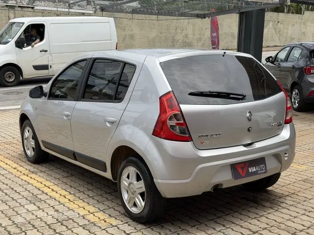 SANDERO - 1.6 PRIVILÉGE 16V 4P MANUAL