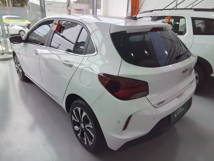 ONIX 1.0 TURBO FLEX PREMIER AUTOMÁTICO