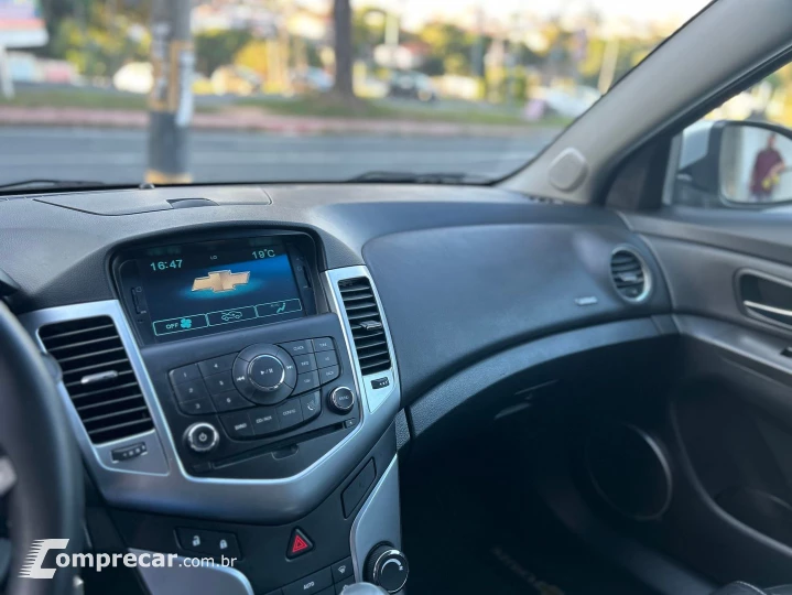 Cruze 1.8 Lt 16V Flex 4P Automático