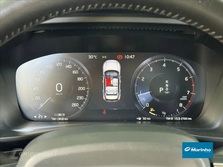 XC40 2.0 T5 GASOLINA MOMENTUM AWD GEARTRONIC