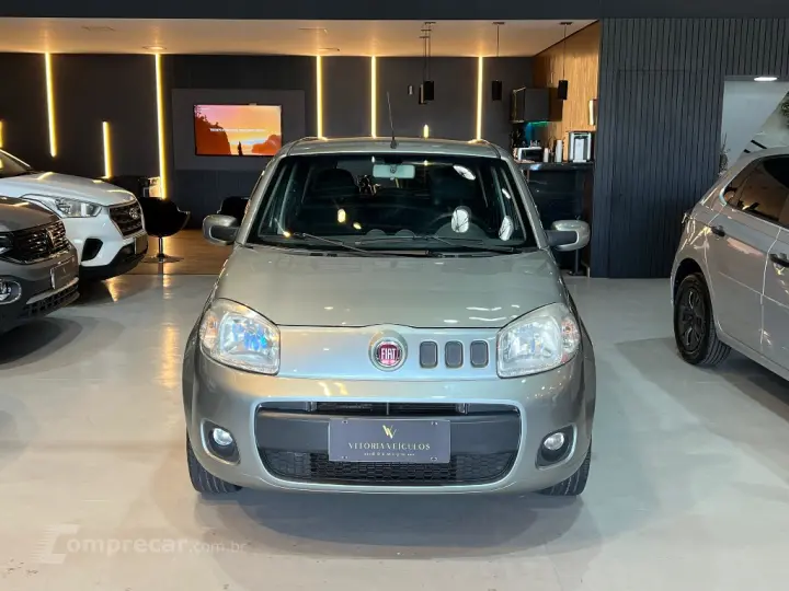 UNO 1.0 EVO VIVACE 8V FLEX 4P MANUAL