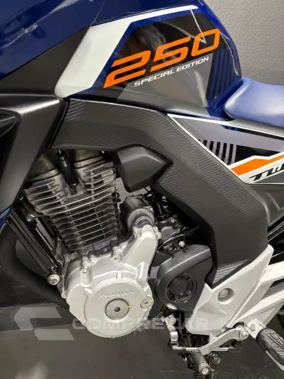 CB 250 TWISTER CBS EDIÇÃO LIMITADA