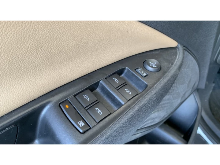 ONIX 1.0 TURBO FLEX LT MANUAL