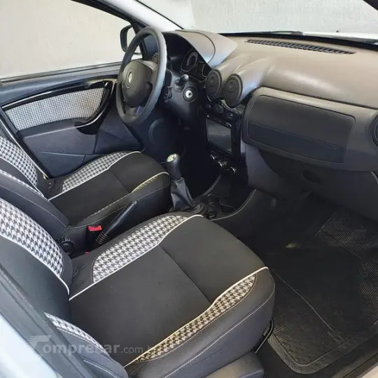 SANDERO 1.6 STEPWAY 16V FLEX 4P MANUAL