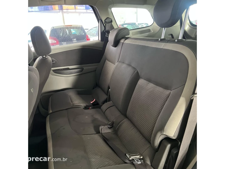 SPIN 1.8 LT 8V FLEX 4P MANUAL