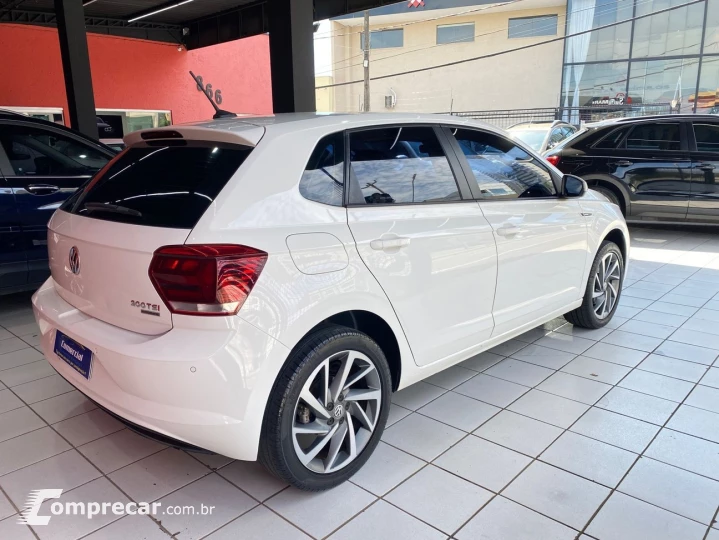 VOLKSWAGEN POLO 1.0 200 TSI HIGHLINE