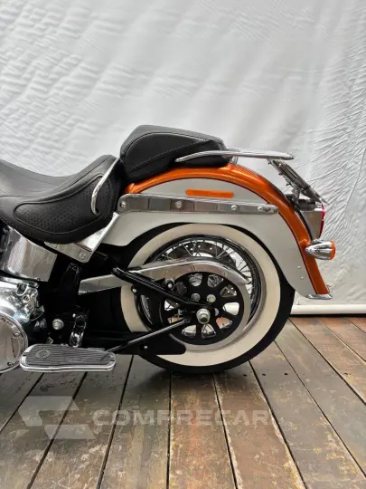 HARLEY-DAVIDSON SOFTAIL DELUXE