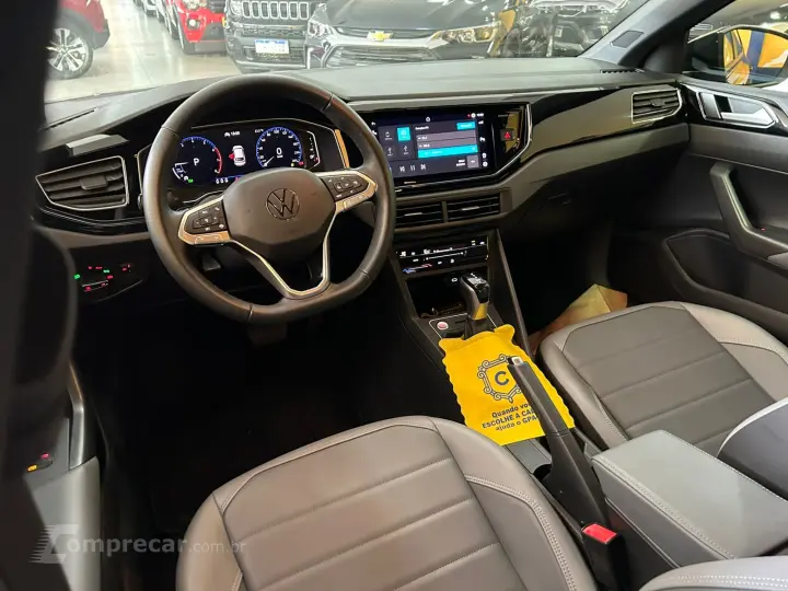 Nivus Highline 1.0 200 TSI Flex Aut.