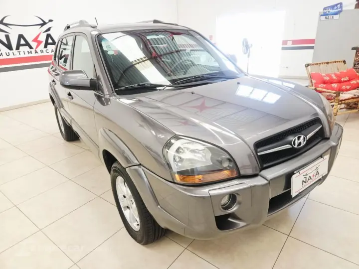 TUCSON 2.0 MPFI GLS 4X2 16V 143cv 2WD