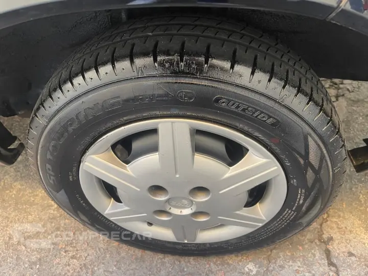 CORSA 1.0 MPFI Classic Sedan 8V