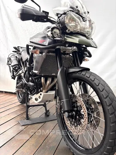 TRIUMPH TIGER 800 XCA