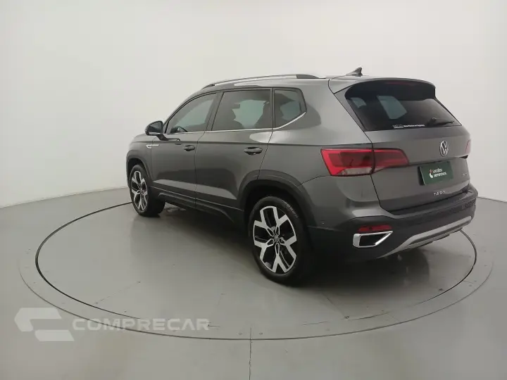 TAOS 1.4 250 TSI TOTAL FLEX HIGHLINE AUTOMÁTICO