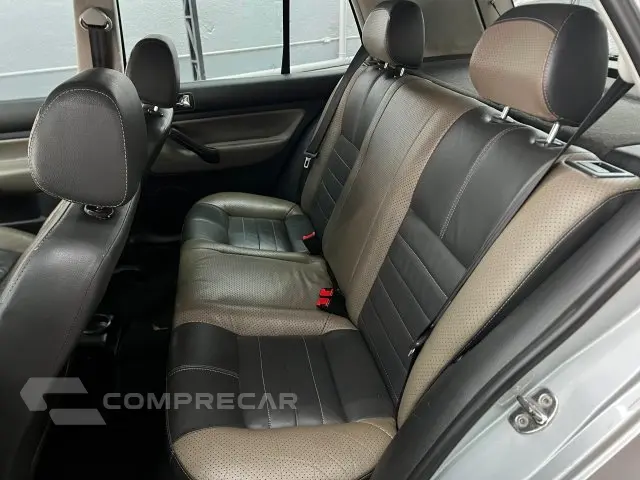 GOLF - 1.6 MI SPORTLINE 8V 4P MANUAL