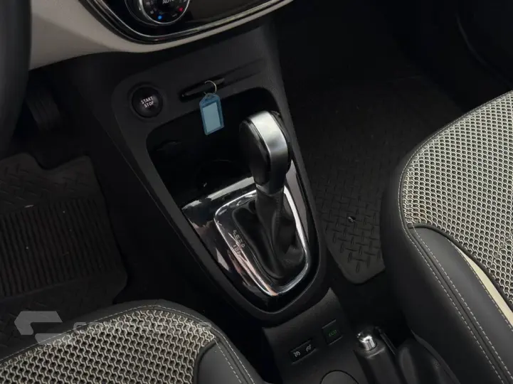 CAPTUR Intense 1.6 16V Flex 5p Aut.