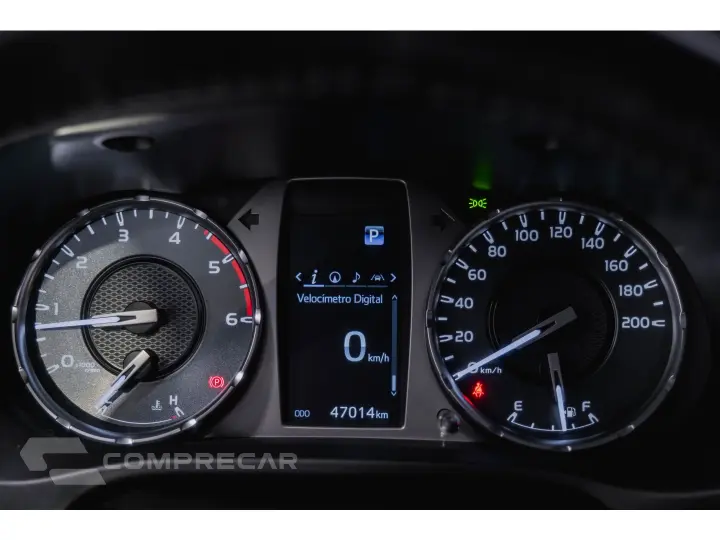 HILUX 2.8 D-4D TURBO DIESEL CD SRX 4X4 AUTOMÁTICO