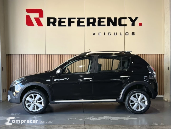 SANDERO 1.6 STEPWAY 16V FLEX 4P AUTOMÁTICO