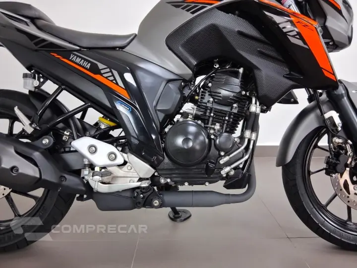 YAMAHA FZ25 FAZER ABS
