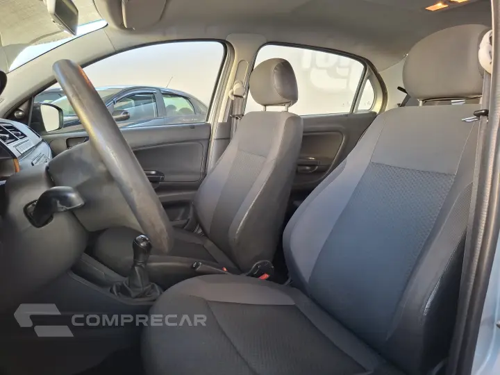 VOYAGE 1.0 12V MPI Totalflex