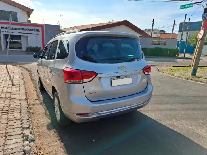 Spin 1.8 Lt 8V Flex 4P Automático