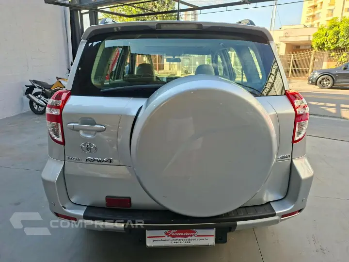 Rav4 2.4 4X4 16V Gasolina 4P Automático