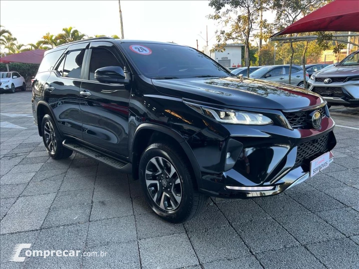 HILUX SW4 2.8 D-4D TURBO DIESEL DIAMOND 7L 4X4 AU