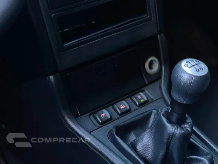 ASTRA 2.0 MPFI ELEGANCE SEDAN 8V FLEX 4P MANUAL