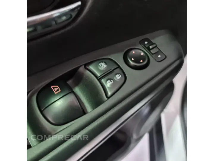 KICKS 1.6 16V FLEXSTART SENSE XTRONIC