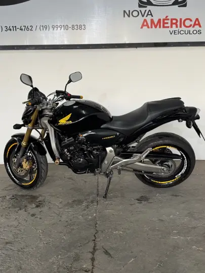 CB 600F HORNET