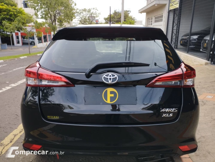 Yaris Hatch 1.5 16V 4P FLEX XLS CONNECT MULTIDRIVE AUTOMÁTIC