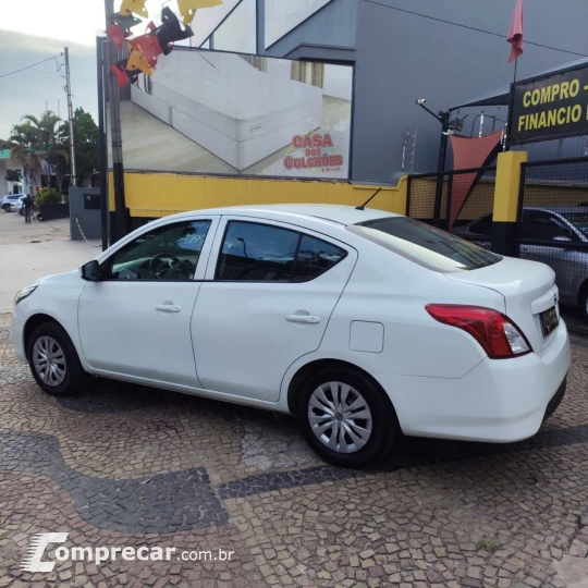 VERSA 1.0 12V FlexStart 4p Mec.