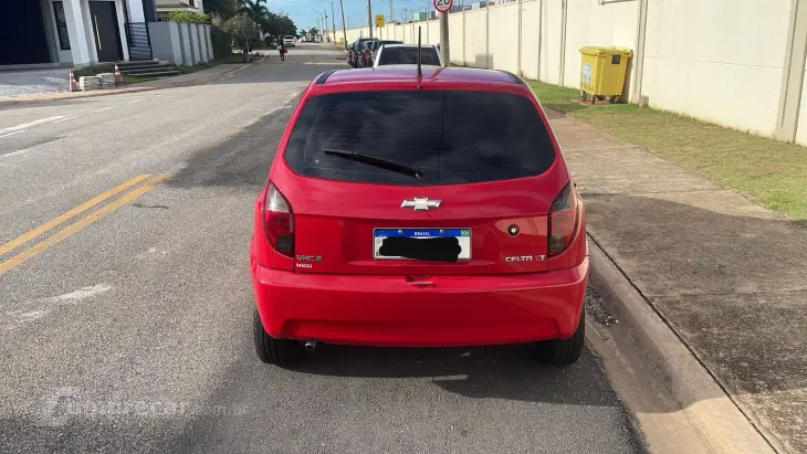 CELTA 1.0 MPFI LT 8V