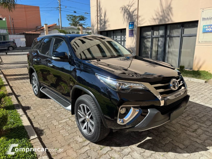 HILUX SW4 2.8 SRX 4X4 7 Lugares 16V Turbo Intercooler