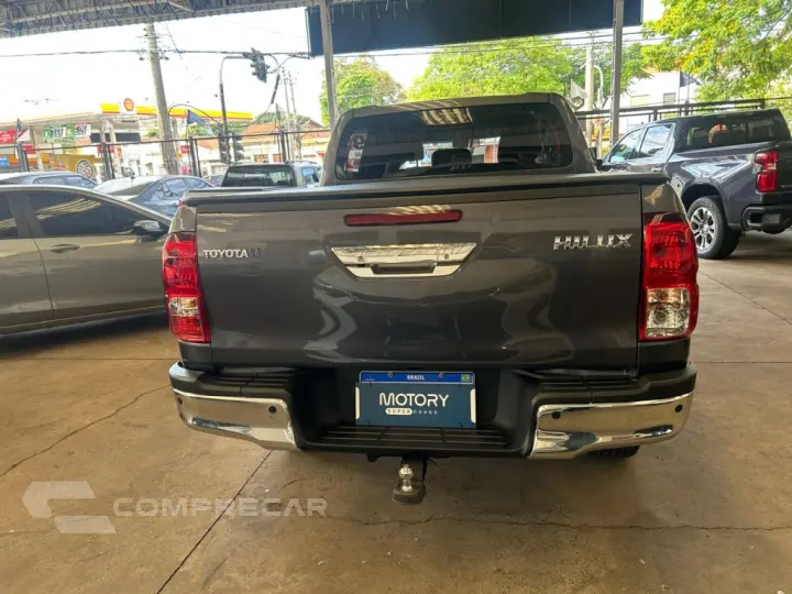 HILUX 2.8 D-4D TURBO DIESEL CD SR 4X4 AUTOMÁTICO